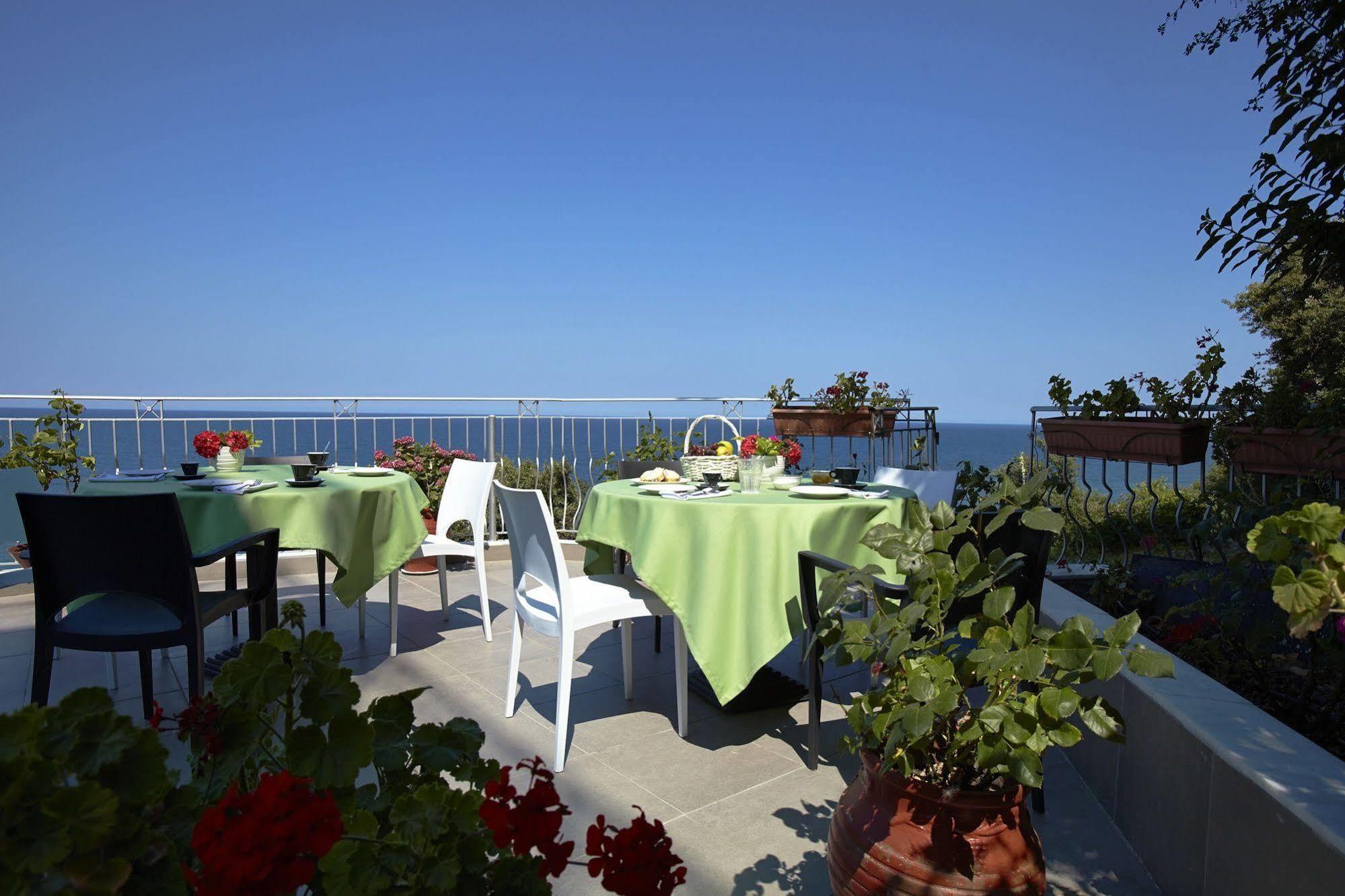 Hotel Alkyonis Platamonas Exteriér fotografie
